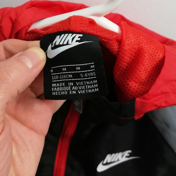Nike Air Flight WINDBREAKER "JUST DO IT" Kids 110-116CM 5_6 Years New Wore Once - Picture 10 of 10